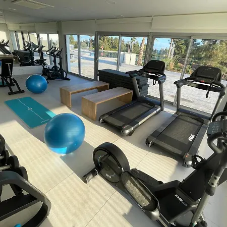 아파트 Wonderful, Excellent New 4-bed Near Malaga With Indoor And Outdoor Swimmimg Pools, Gym And Sauna Facilities